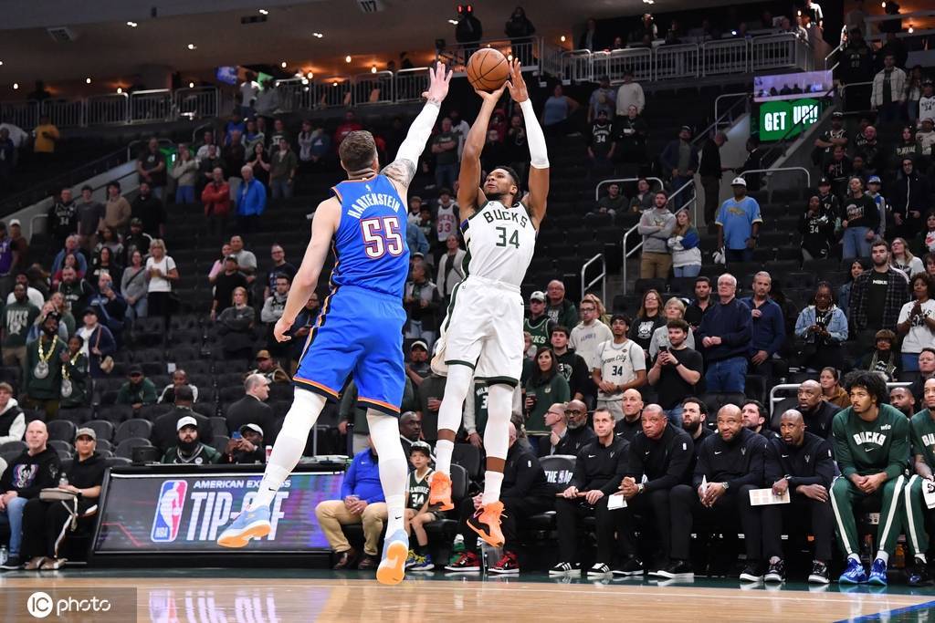 季前赛-SGA23分字母哥16+7 雷霆击败雄鹿